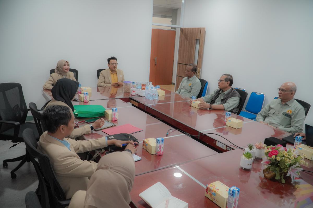 Kegiatan Benchmarking 1