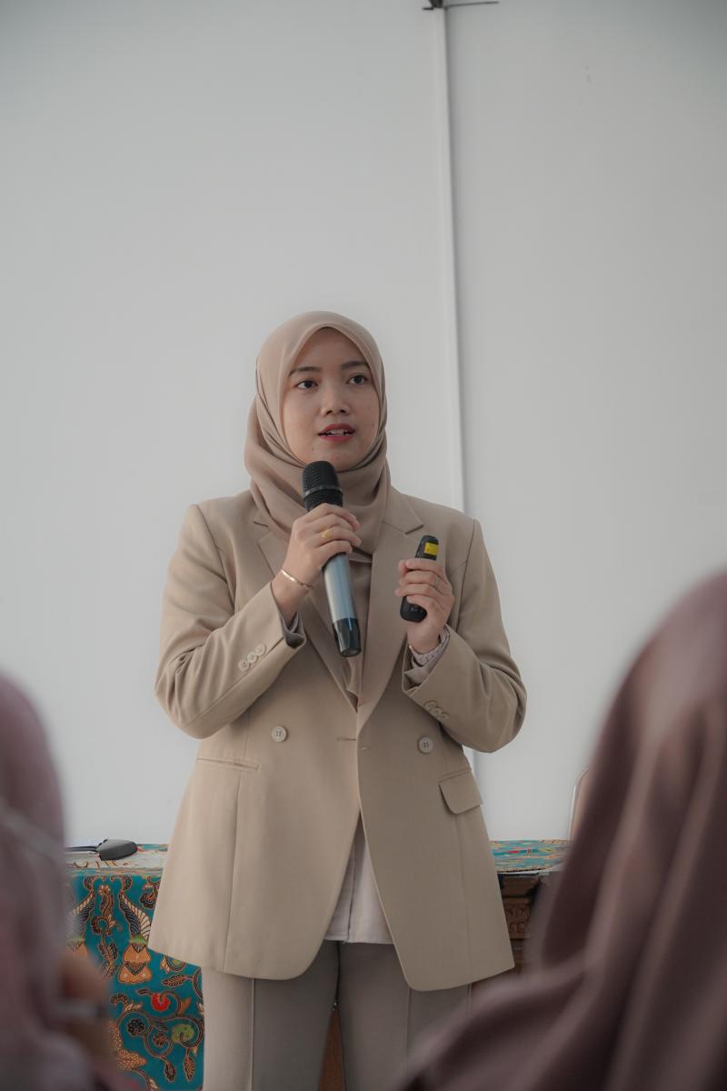 apt. Nitya Nurul Fadilah, M.Farm.